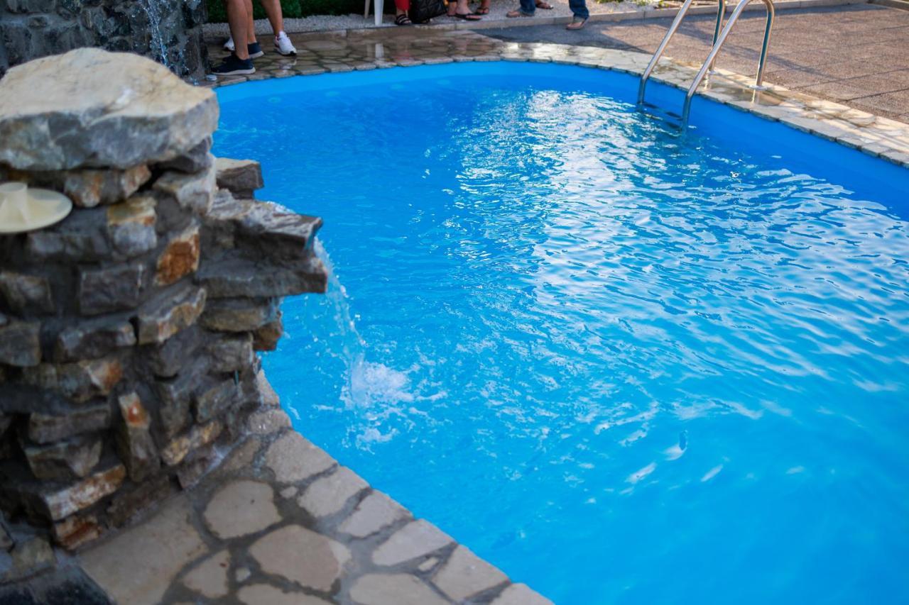 Resort La Familia Біхач Екстер'єр фото