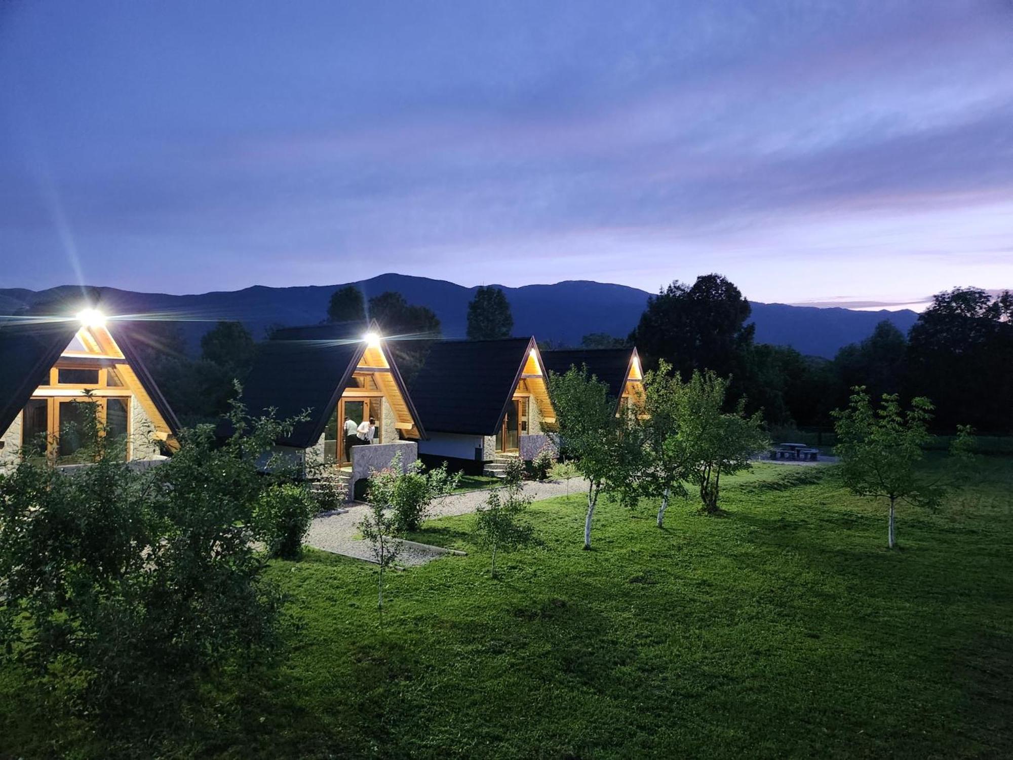 Resort La Familia Біхач Екстер'єр фото